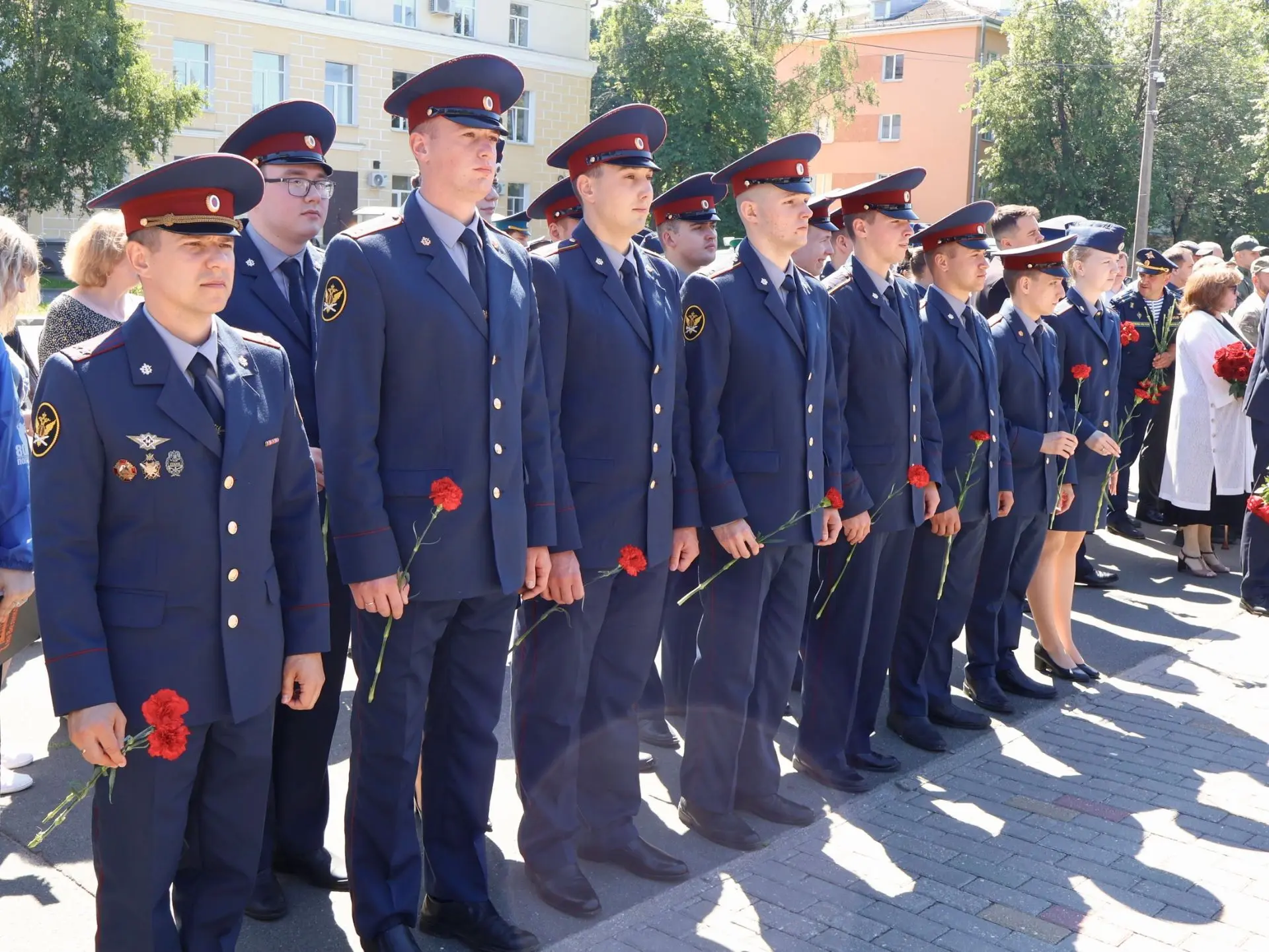 Личный состав Псковского филиала университета принял участие в митинге, посвященном Дню памяти и ско