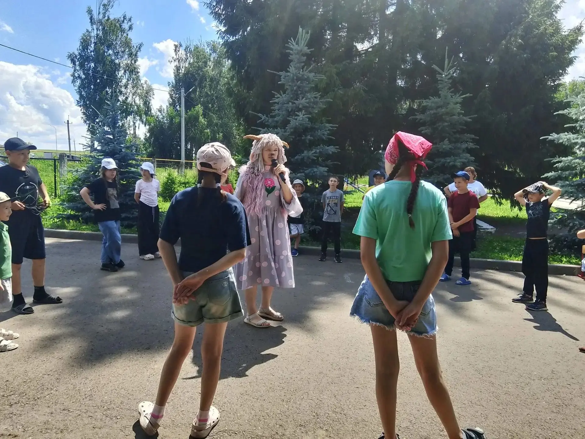 «День цветов» в пришкольном лагере Смена Первых «Шатлык»! 🌸День прошёл под девизом люб...