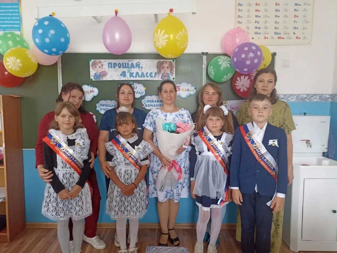 Сегодня в нашей школе состоялось трогательное и запоминающееся мероприятие — праздник «...