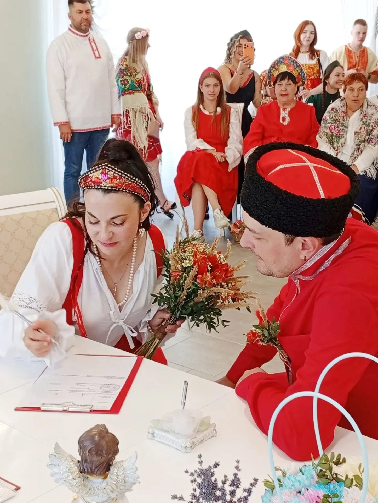 ✨ Казаки XXI века: в Клинцах сыграли свадьбу по всем традициям!