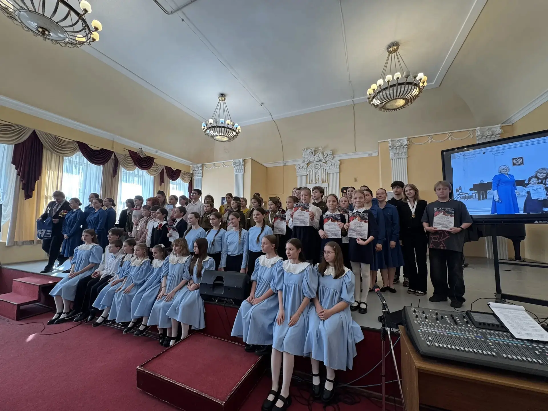 Подведены итоги XIII городского конкурса-фестиваля «Песни нашей Победы». В этом году конкурс посвящё
