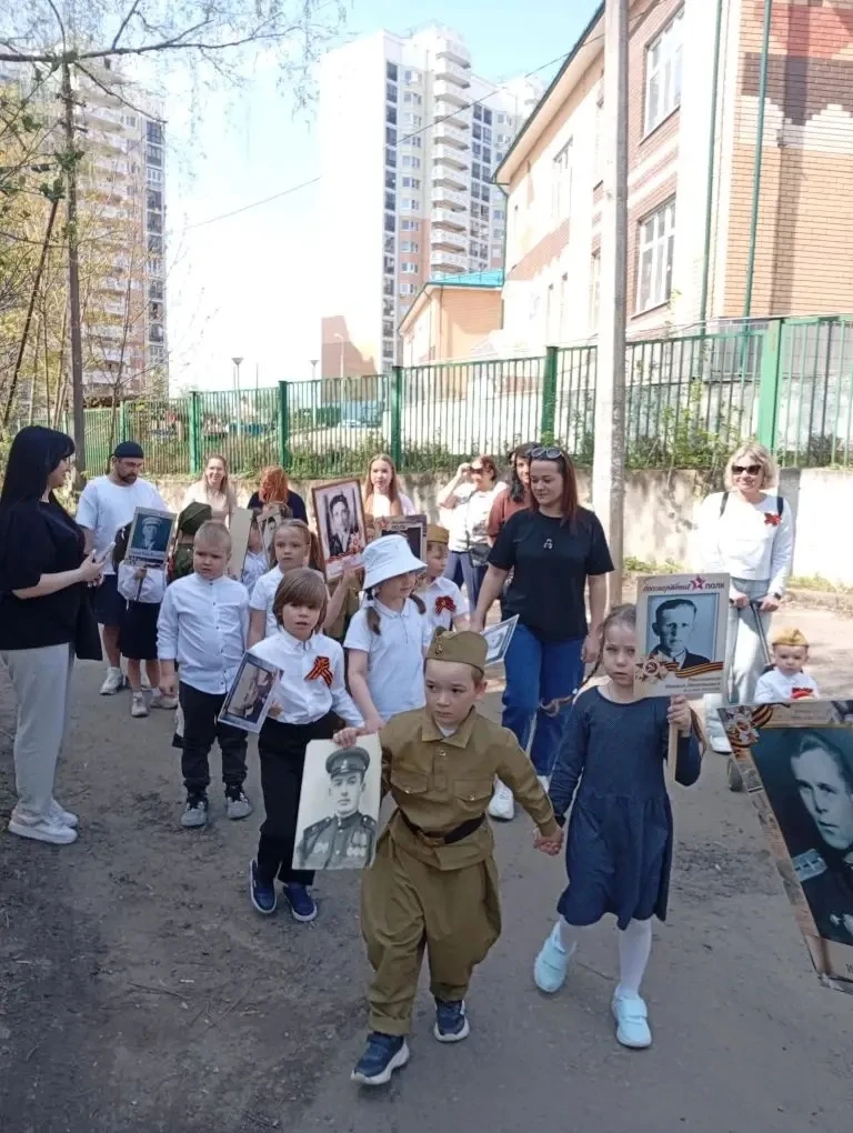 В рамках реализации проекта "Предшкола стандарт детского сада" на тематической неделе "Моя Россия" в