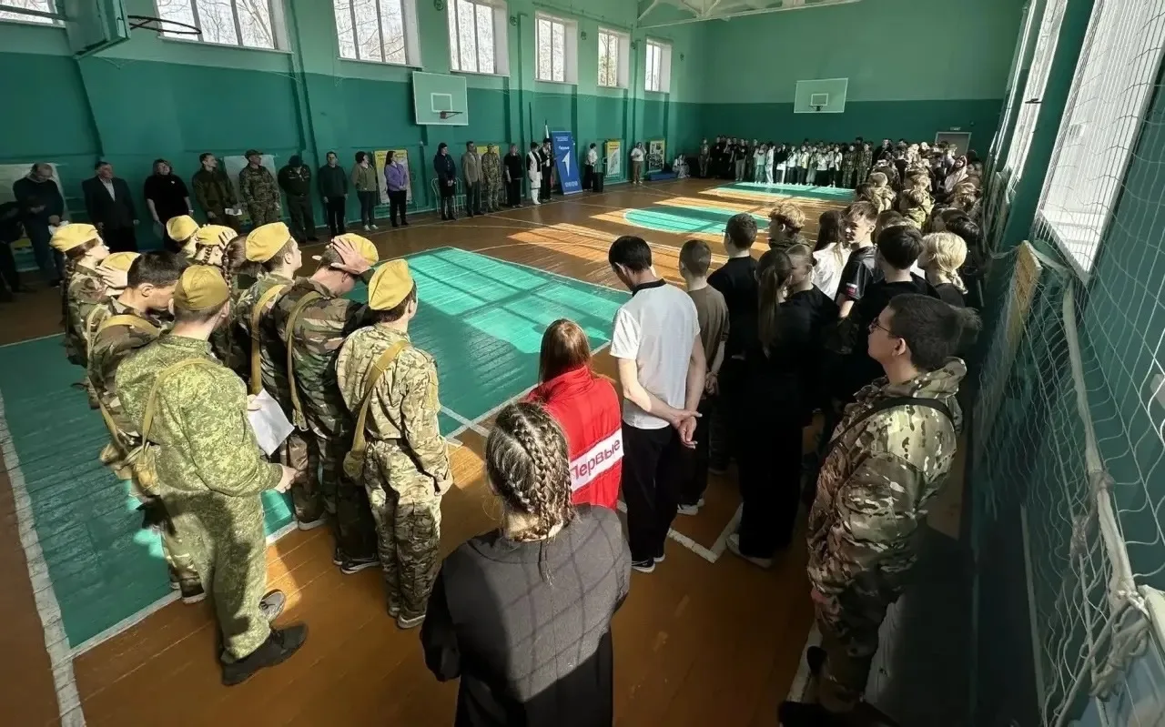 15 апреля в Алтайской СОШ №2 прошел муниципальный этап Всероссийской военно-патриотической игры «Зар