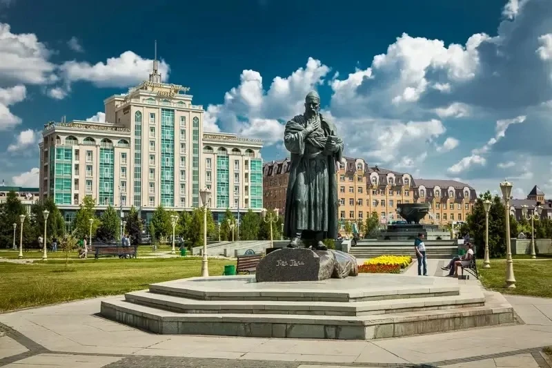Тур «Весь Татарстан за 5 дней» (с теплоходной прогулкой)⛴️

Хотите древний Кремль, купеческую Елабуг