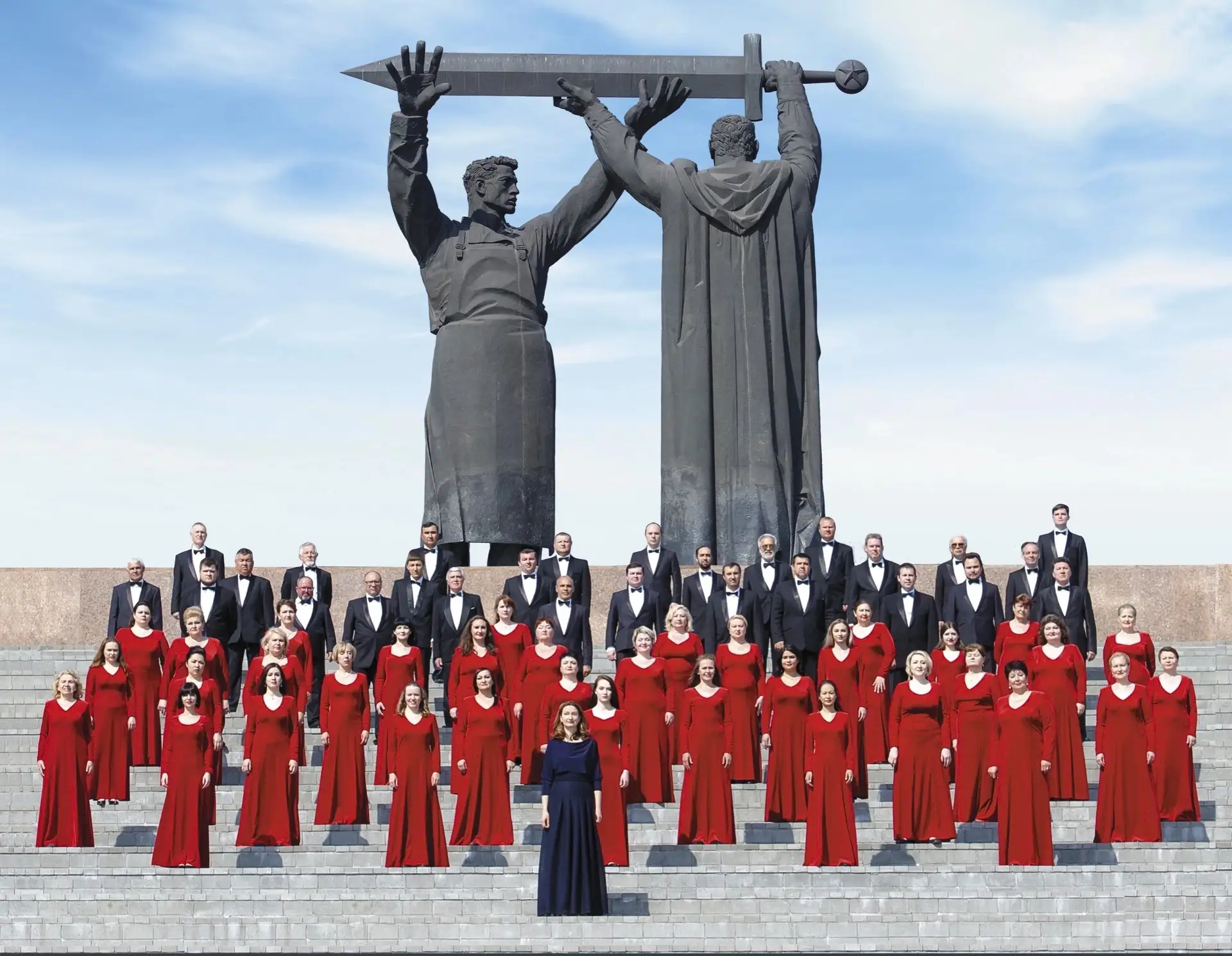Слово "металлург" звучит гордо 🔥 Особенно в Магнитогорске - одном из главных центров отечественной 