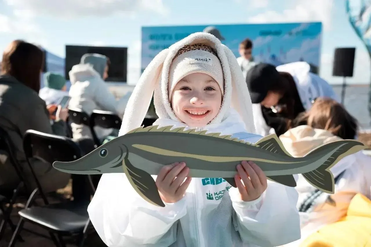 🐟 В Волгу под Казанью выпустили 50 тысяч мальков стерляди