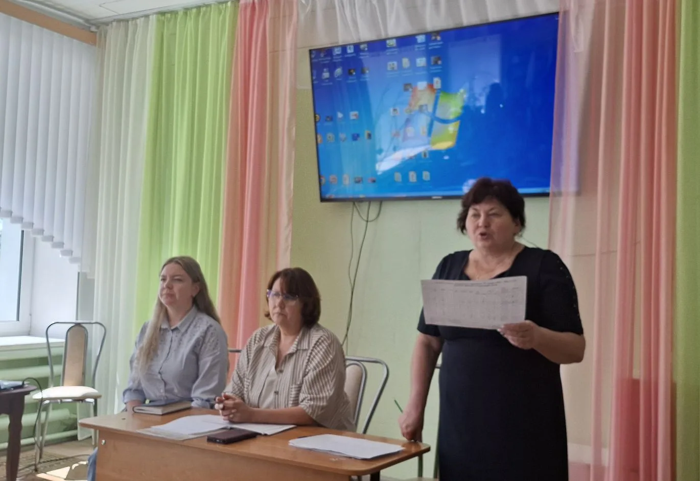 29 мая в школе прошёл  итоговый  педсовет. Были подведены итоги четвёртой  четверти и г...