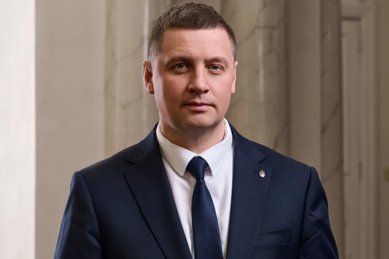 💫 Ректор Военмеха в статье РБК

Александр Евгеньевич рассказал о том, почему студенческому стартапу