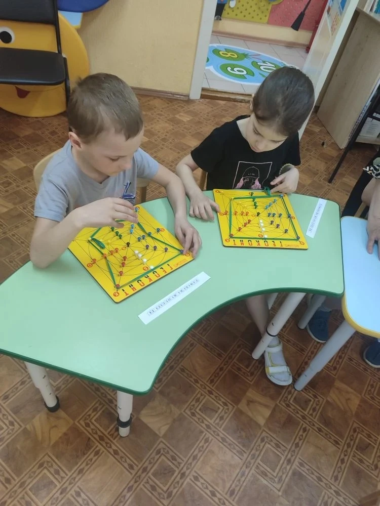 Телемост "Вороний день" Сегодня дети группы "Белоснежка" смогли узнать много нового о культуре и тра