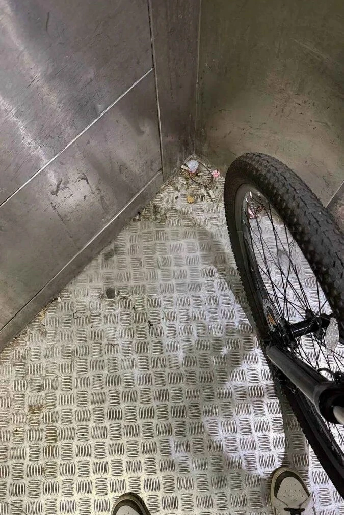 🛗 На Братеевском мосту лифты для маломобильных, по словам пользователей, в плохом сост...