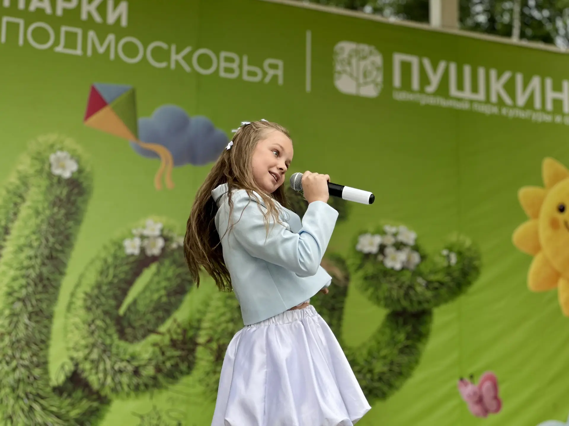 🌟 Ярким завершением праздничной программы стало выступление участников федерального проекта «За нам