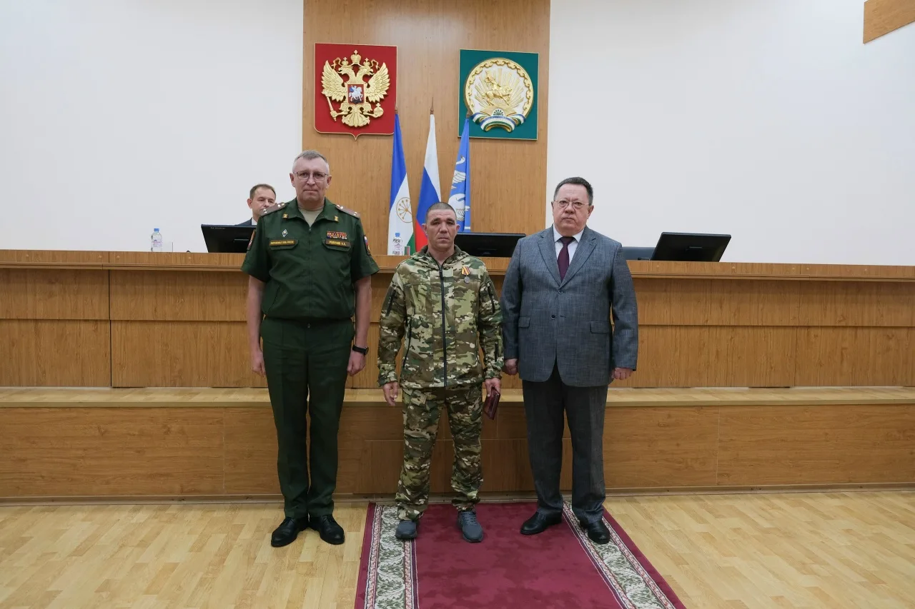 🎖 Жителям Стерлитамака вручили государственные награды