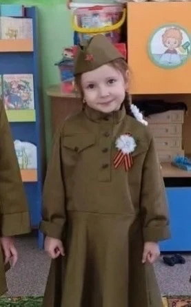 🥳 Поздравляем с блестящей победой! 🥳
Воспитанница 11-й группы детского сада «Дулкын» — Сайфутдинов