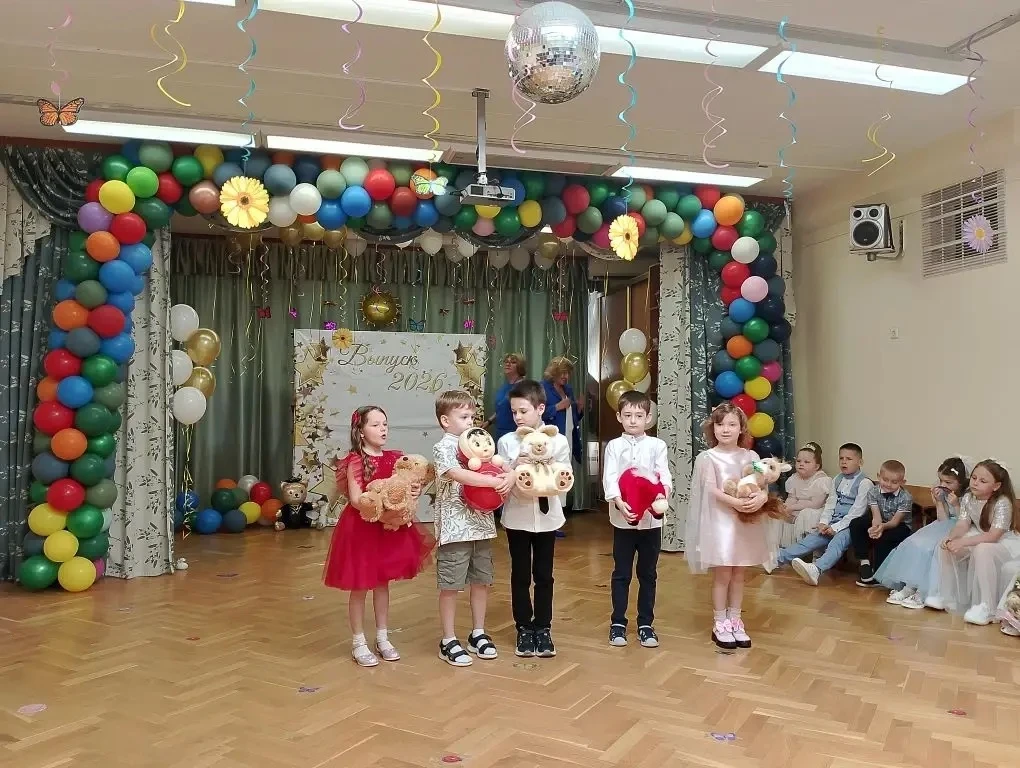 Прощай, детский сад — здравствуй, школа! ✨   🥰В наших дошкольных корпусах прошли выпускные балы — яр