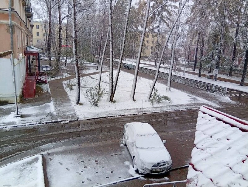 Первый снег дошёл до Урала