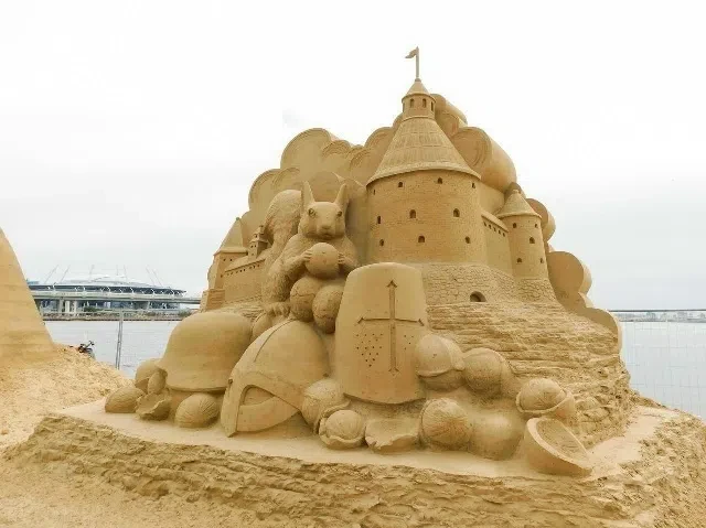 Город песчаных скульптур