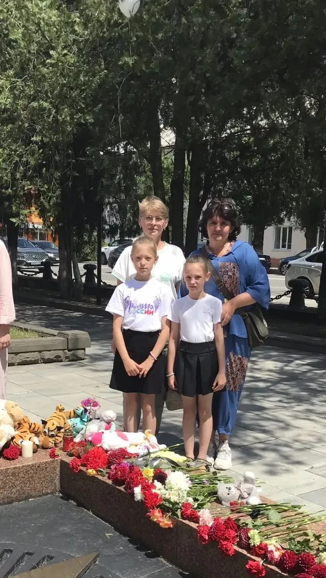 27.07.26 преподаватели нашей школы приняли участие в митинге, посвященном Дню памяти детей - жертв к