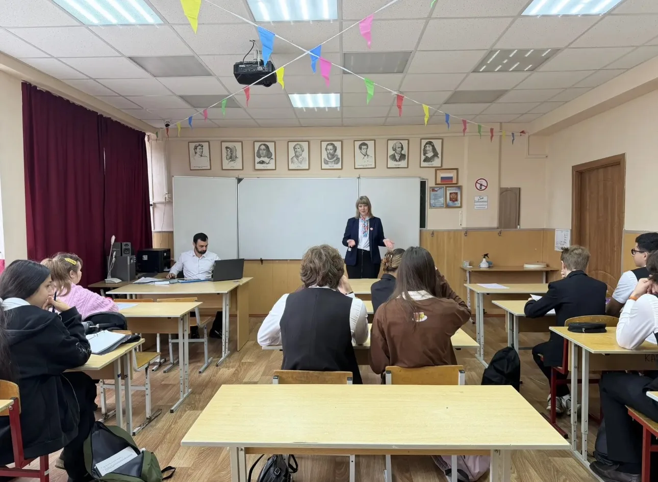 🎓 Выбор профессии — важный шаг в жизни каждого школьника!