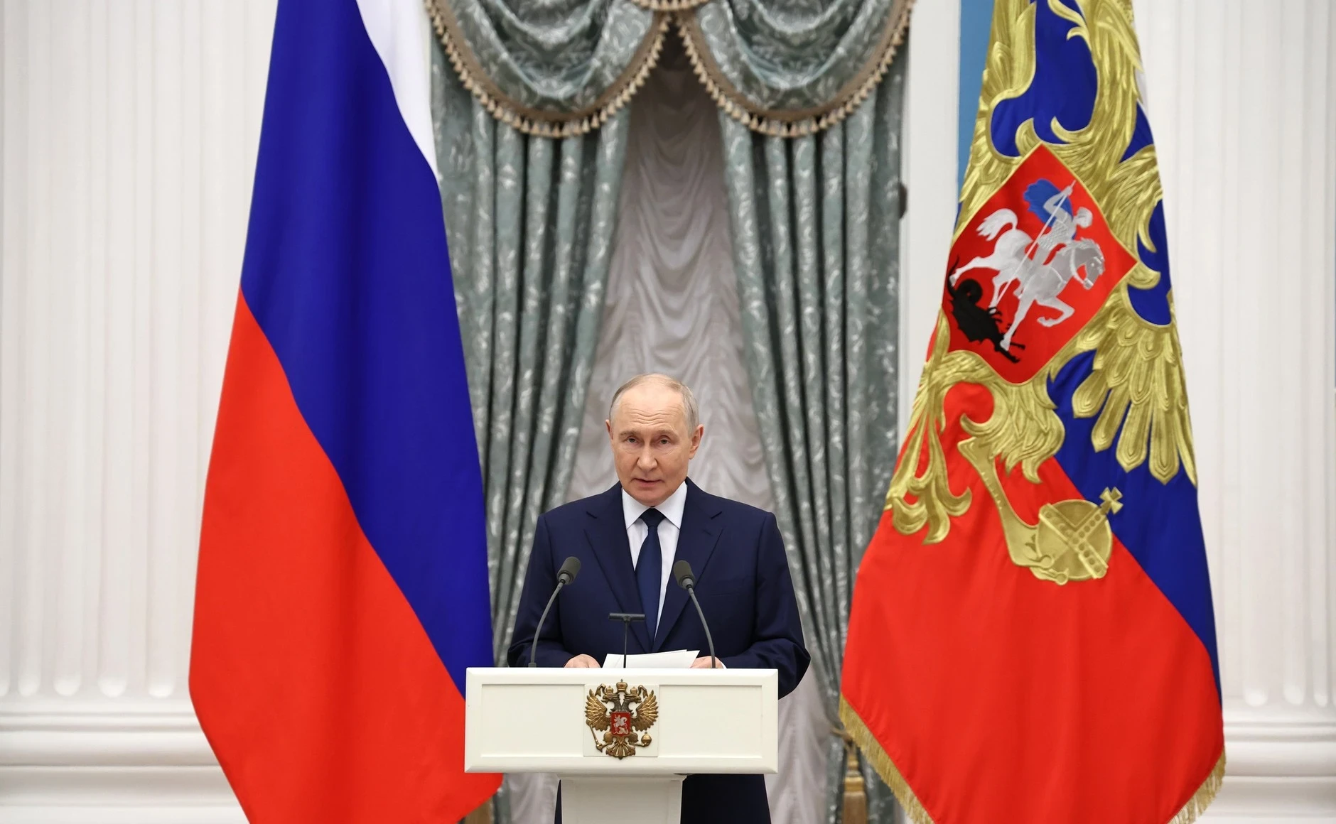 🇷🇺 День рождения сегодня празднует наш президент Владимир Путин.