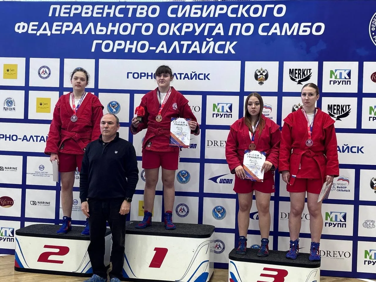 В Горно-Алтайске завершилось первенство Сибирского Федерального округа по самбо среди ю...