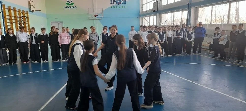 🌍 Этно-код: секреты единства - праздник дружбы народов России!   🔥 30 апреля, в День коренных малочи