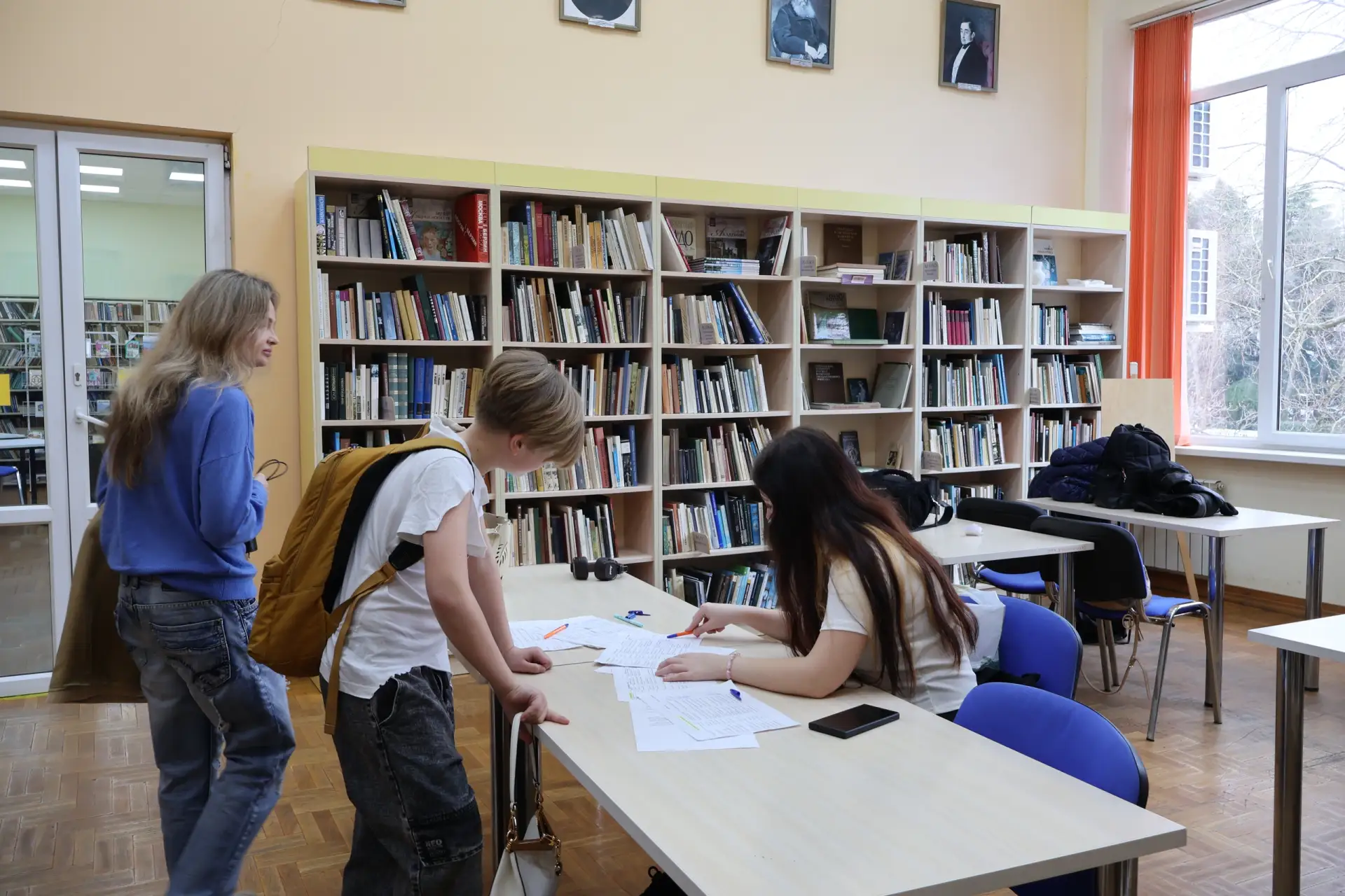 "Живая классика" Сегодня в Центральной городской библиотеке стартовал муниципальный этап XX Всеросси