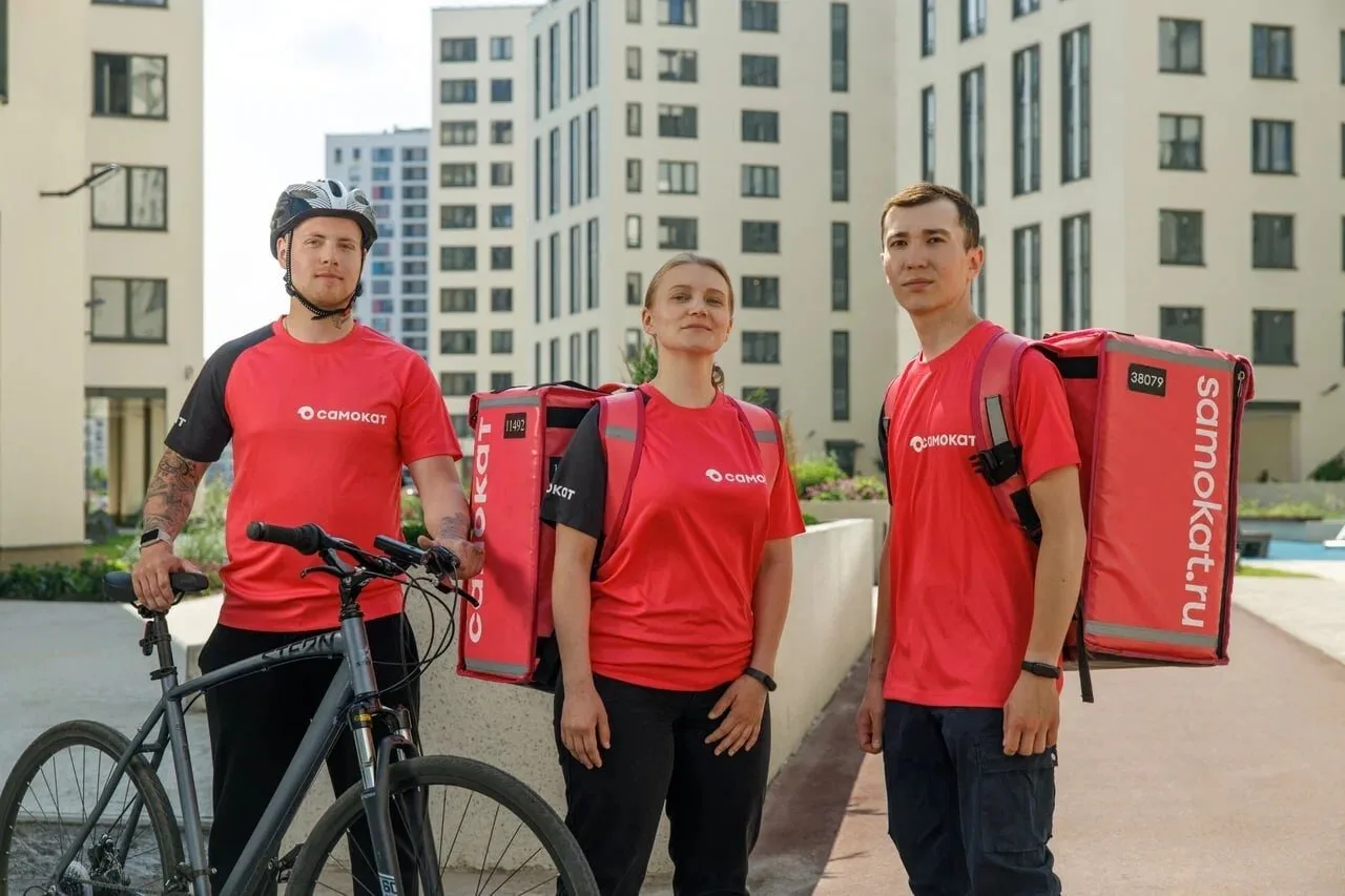 🚴 Самокат ищет Велокурьеров!  📍 Работа в удобном районе 💰 До 180 320 ₽ в месяц 🕒 Почасовая оплата + 