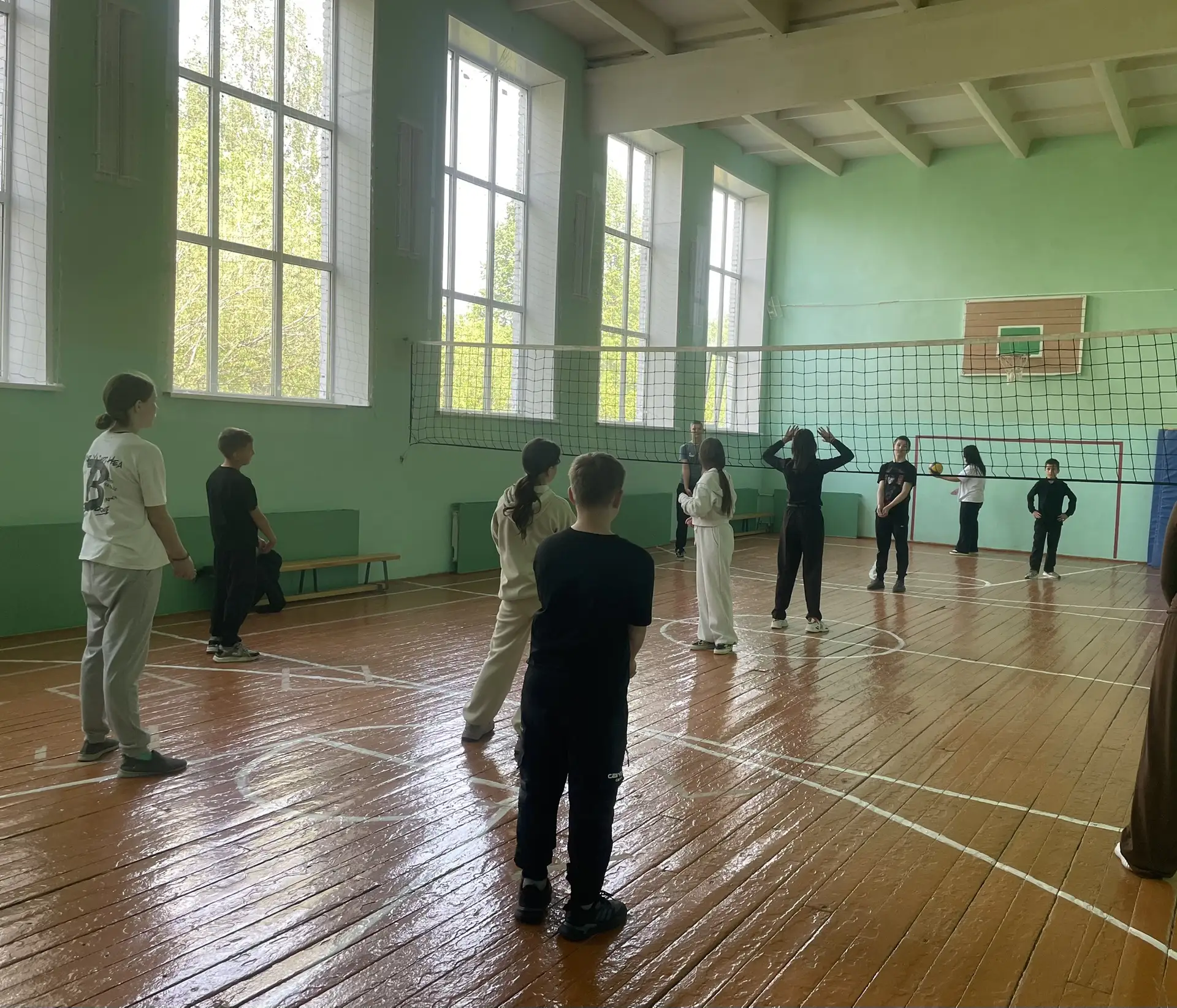 В рамках антинаркотического месячника, в нашей школе состоялся яркий и динамичный волей...