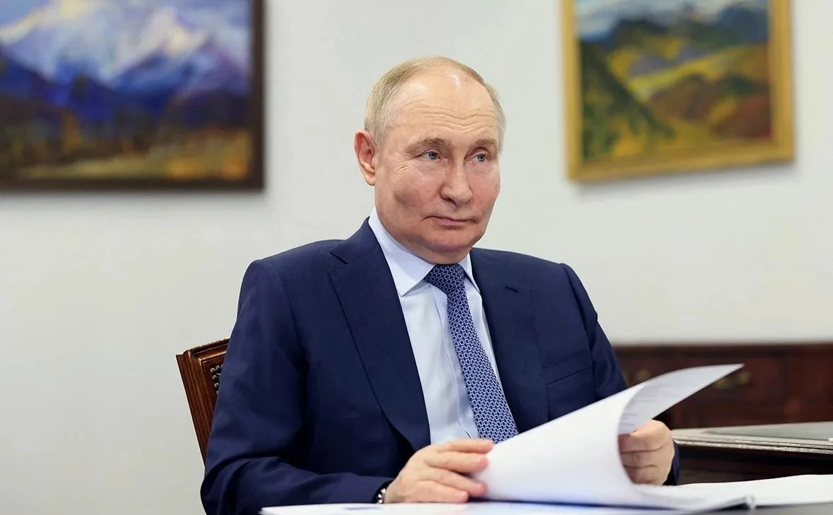 Работу Путина на посту президента одобряют 68% россиян, сообщает ВЦИОМ
