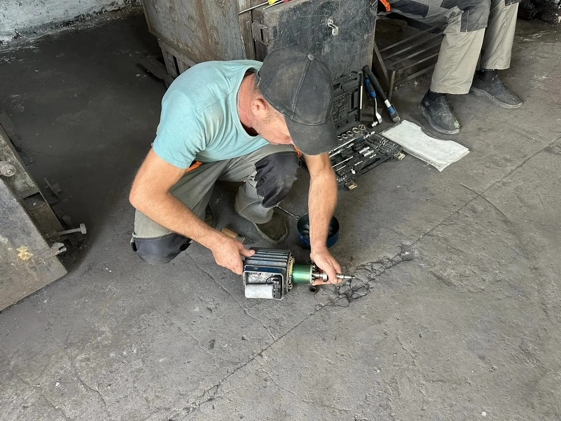 👨‍🔧В Новотроицком муниципальном округе продолжается подготовка к осенне-зимнему периоду