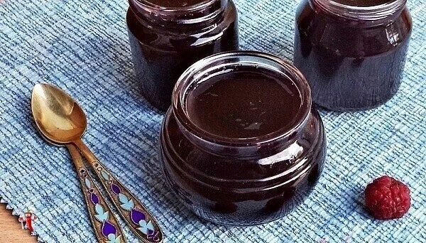 Желе из малины
Полезная и очень вкусная заготовка
 ИНГРЕДИЕНТЫ:
- Малина - 800 г
- Сахар - 400 г
- В