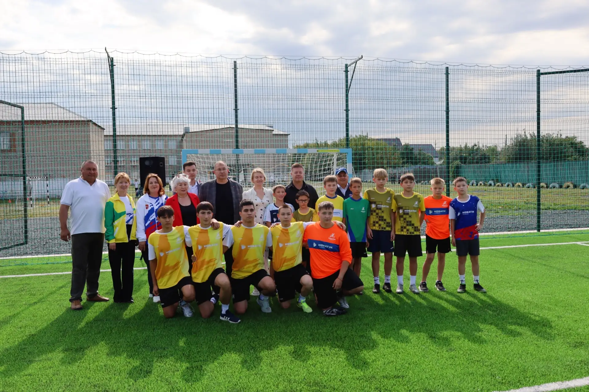 ⚽ Сегодня в Кунашаке состоялось торжественное открытие нового футбольного поля.
