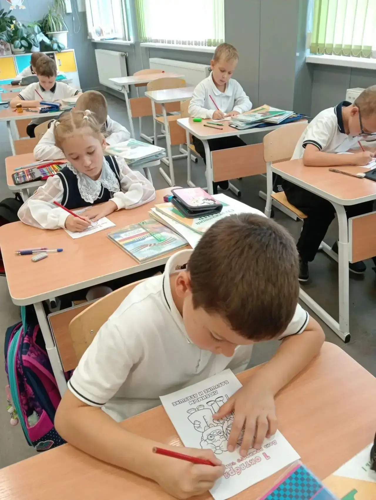 С любовью и уважением: Международный день пожилых людей в нашей Школе!