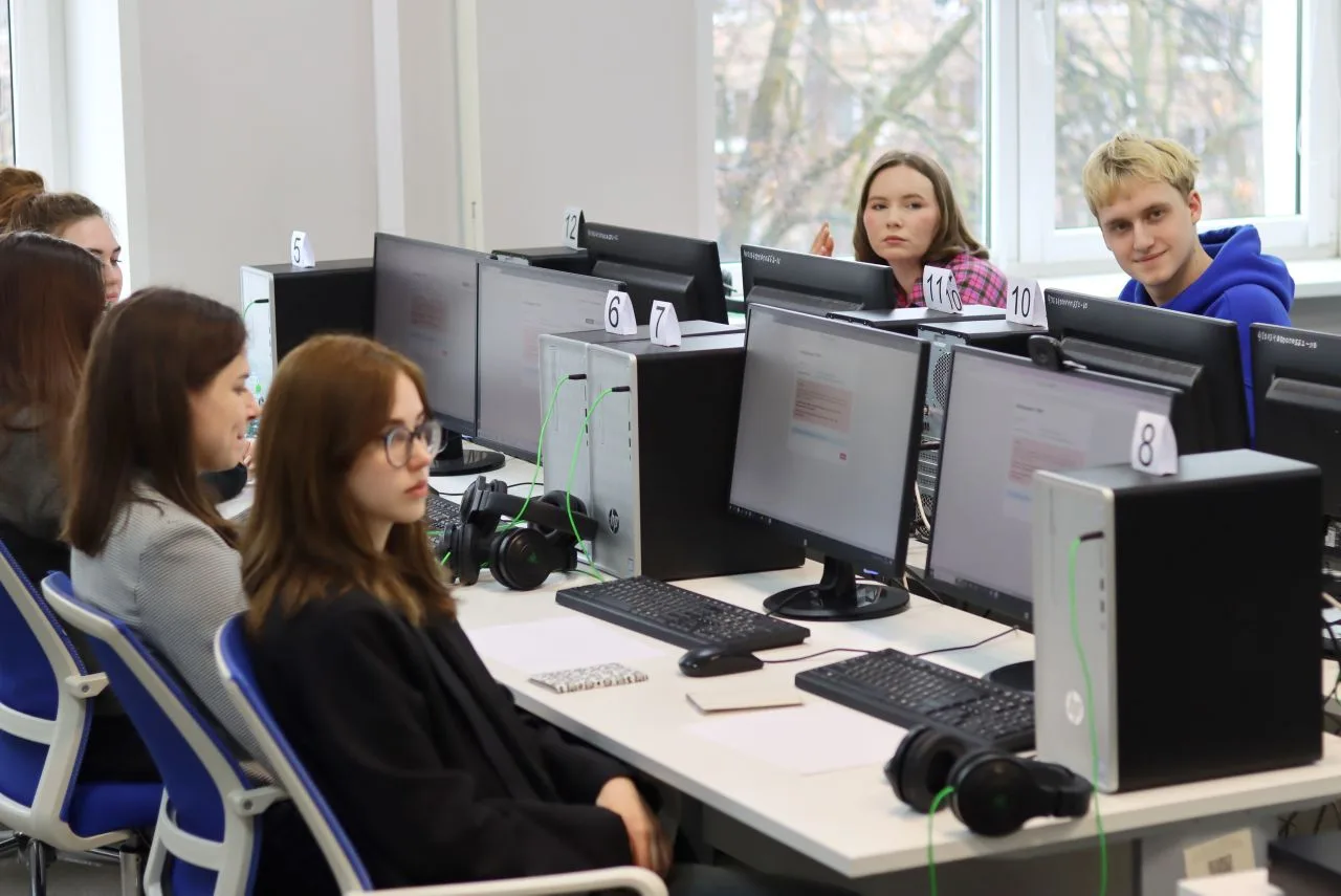 ФИЭБ: за качество в ответе 💻🎓  20 вопросов, 3 практических кейса и ни одной шпаргалки под партой: вы