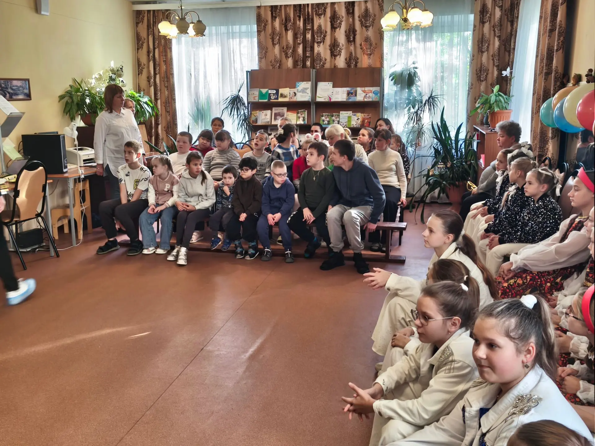 🎉 7 октября воспитанники Образцового вокального ансамбля «Мозаика» и Народного цирка «...