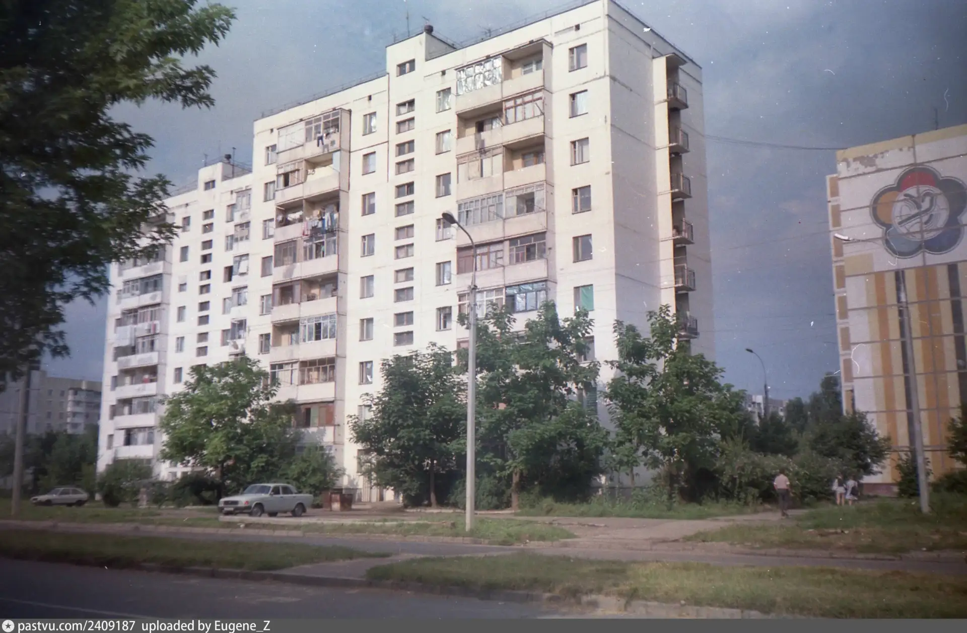 Жилой дом 10/1 на улице 30-й Иркутской дивизии