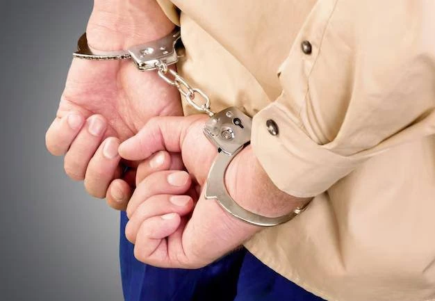 ❗️В соседнем Жирновском районе  под стражу заключён 24‑летний помощник прокурора — его подозревают в