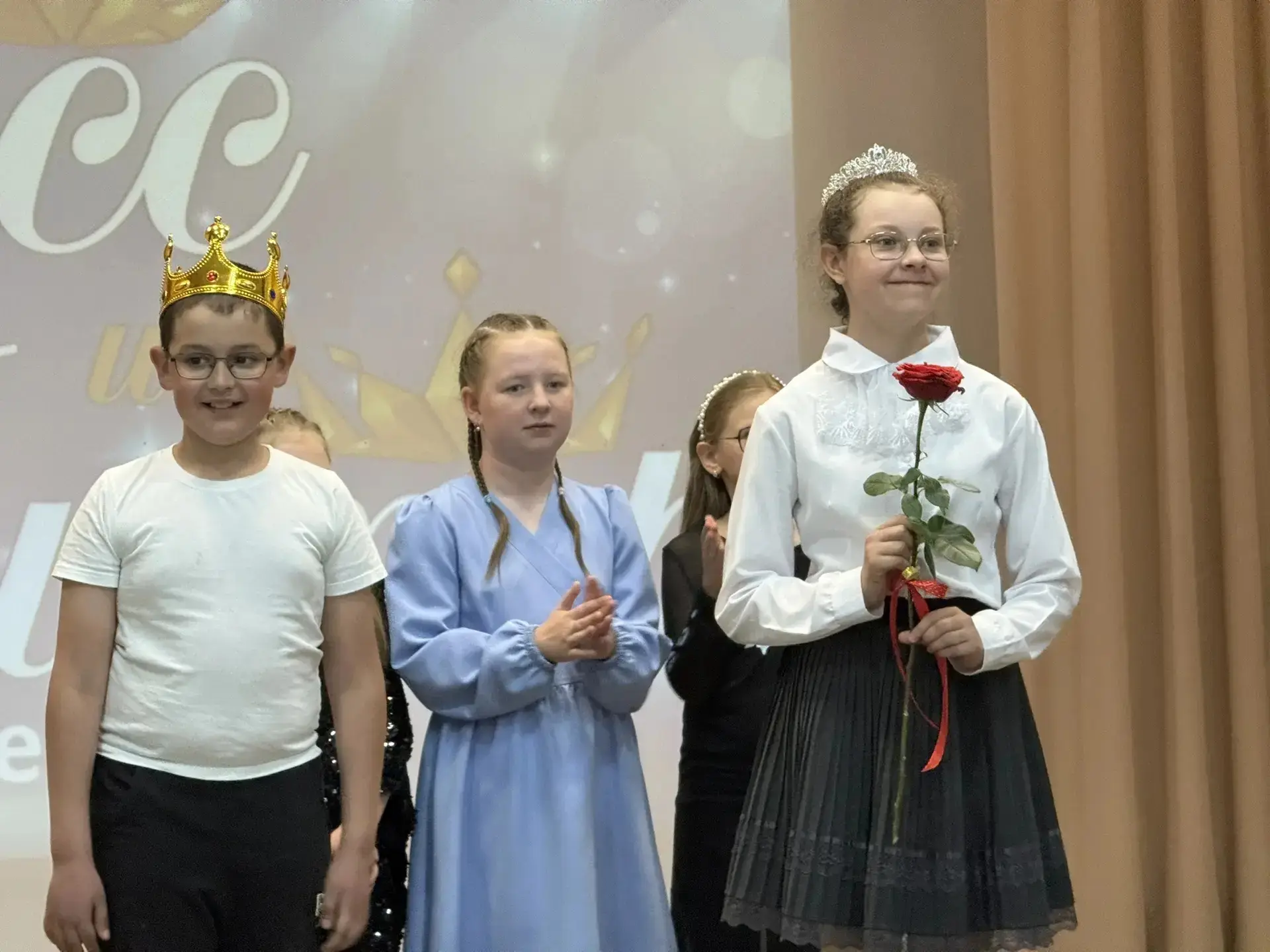 🌈  Детский летний лагерь "Радуга"

День 1⃣3⃣

👑Тринадцатый день в лагере "Радуга" ознаменовался до