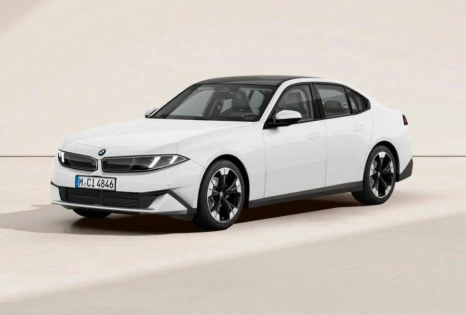 В официальном конфигураторе BMW уже засветилась новая «тройка» без М-пакета — так будет...