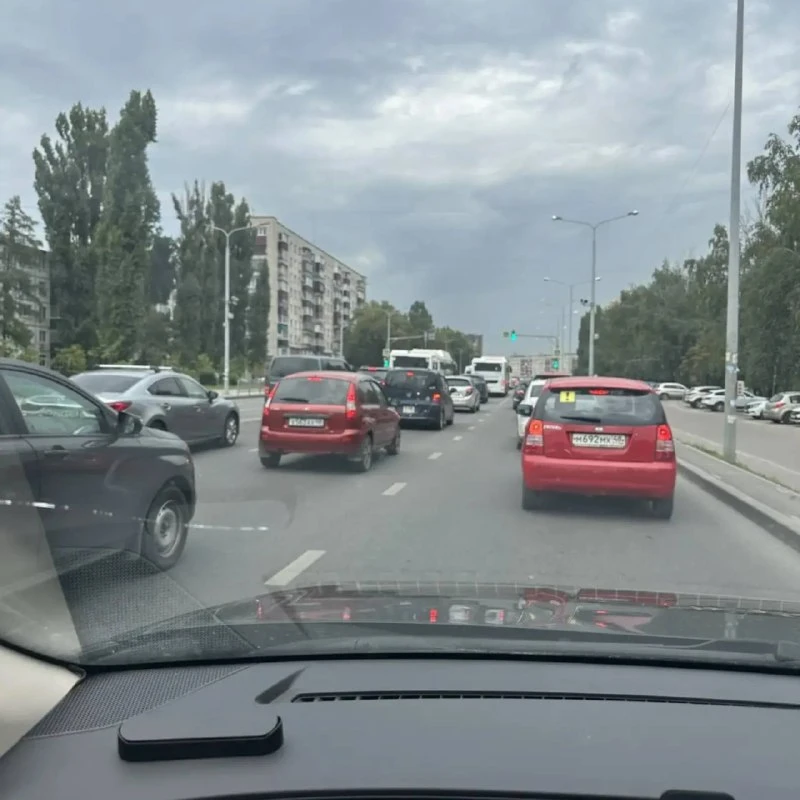 🚗 Центр Липецка с самого утра встал в пробках