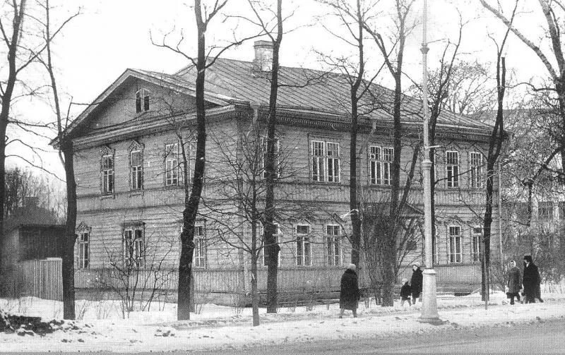 В продолжении празднования 60-летия со дня основания нашей школы начинаем серию постов,...