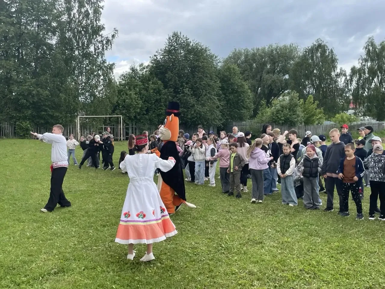 Несмотря на капризы погоды, наш школьный лагерь сегодня был полон смеха, радости и новы...