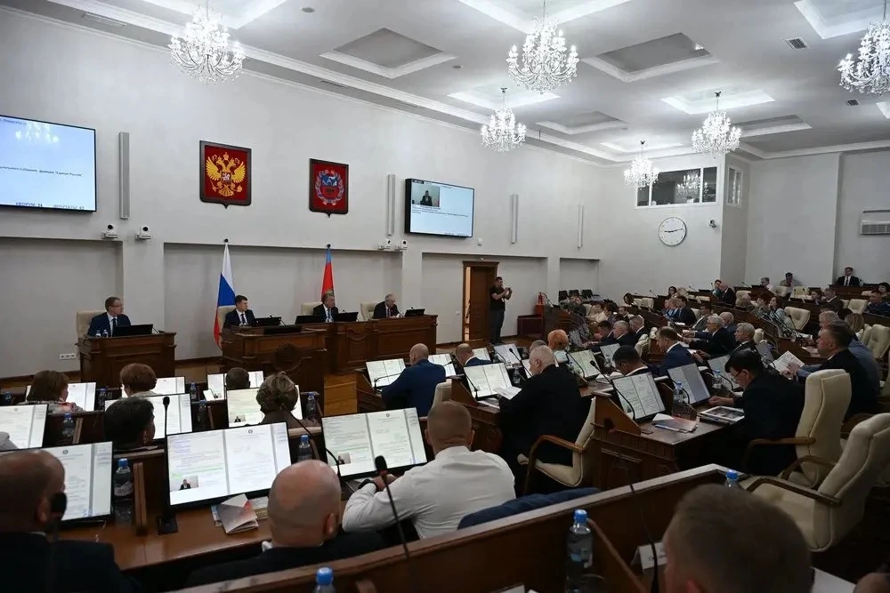 🇷🇺 Выборы депутатов АКЗС назначены на 20 сентября

✅ Сегодня, 17 июня, на очередной сессии Алтайск
