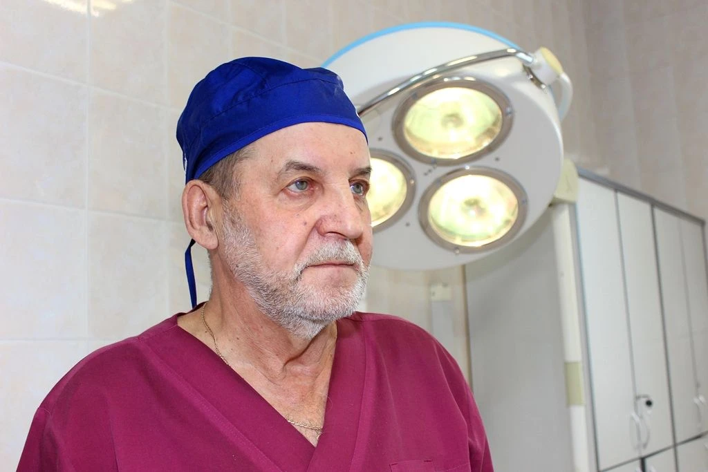 НАГРАДА В ЧЕСТЬ ДНЯ МЕДИКА. Александр Иванович ПОЛУДНИЦЫН, врач-травматолог-ортопед, зав. отделением