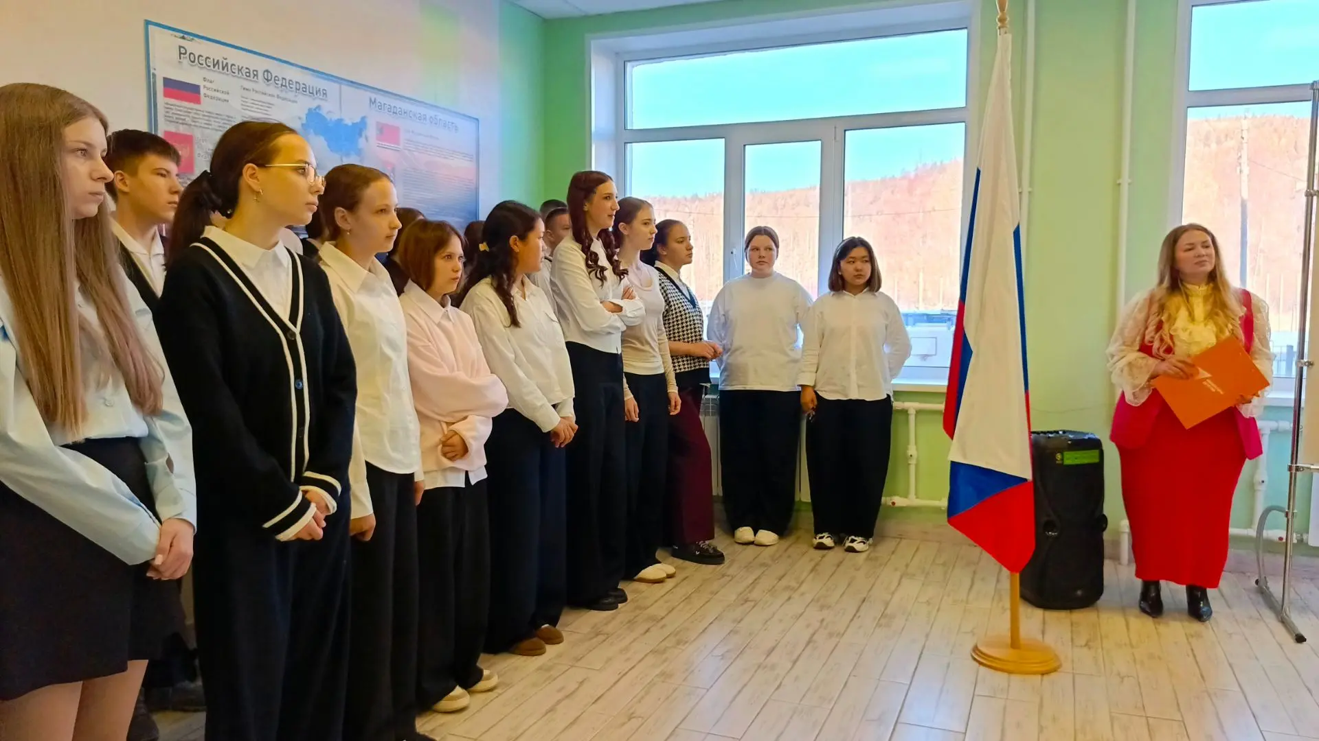 🔔 Новая учебная неделя: традиционная линейка и глубокие смыслы на «Разговорах о важном...