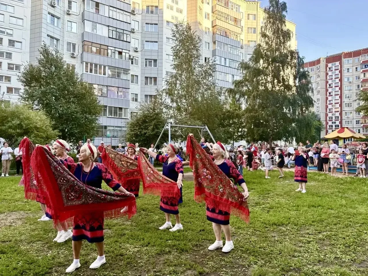 🎈 Летний праздник во дворе: как это было 🌿