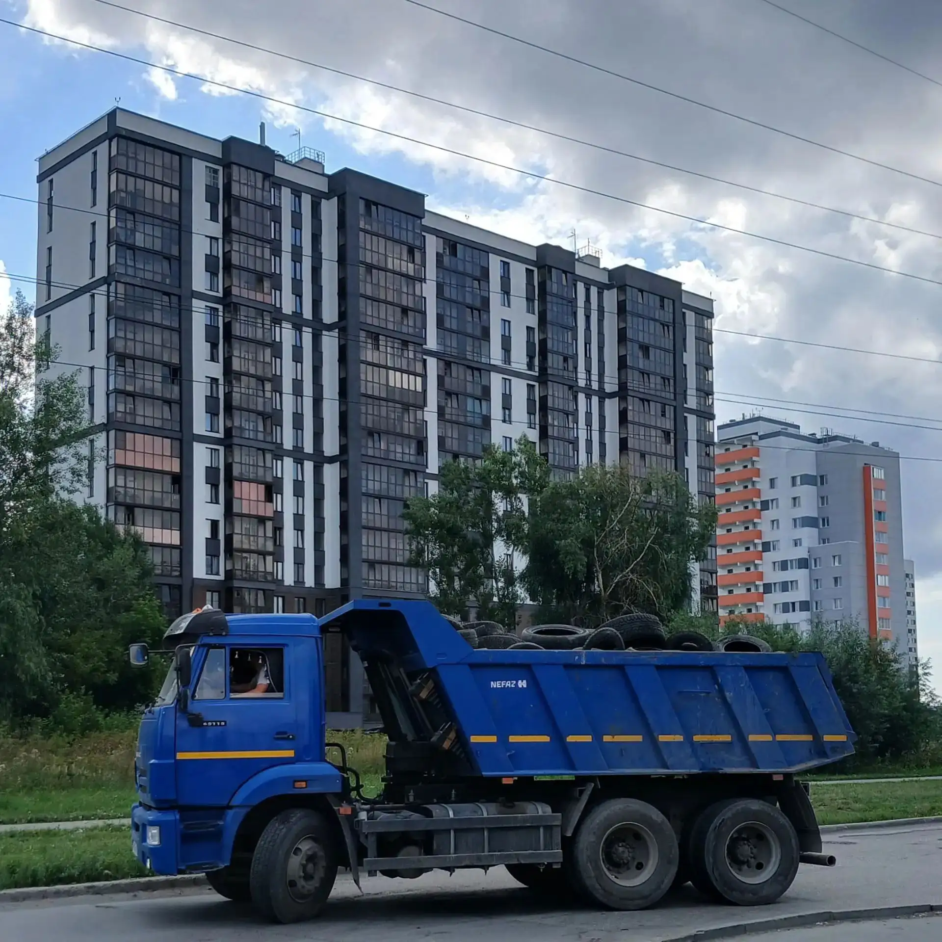 6 и 7 августа, силами управляющей компании был организован вывоз 970 старых автомобильн...