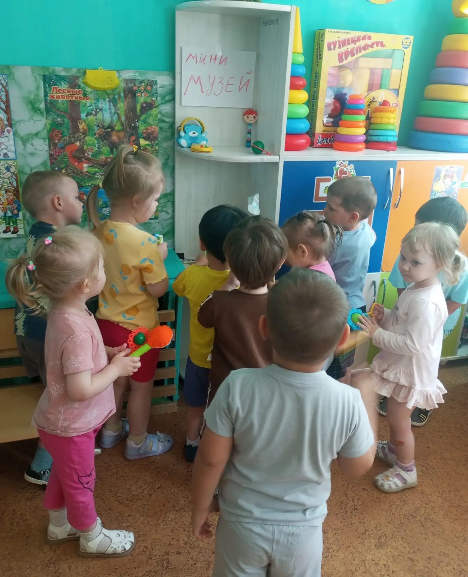 🪇🪇🪇Друзья! Сегодня всё звучало, звенело и переливалось радостью в группах младшего возраста «Курн