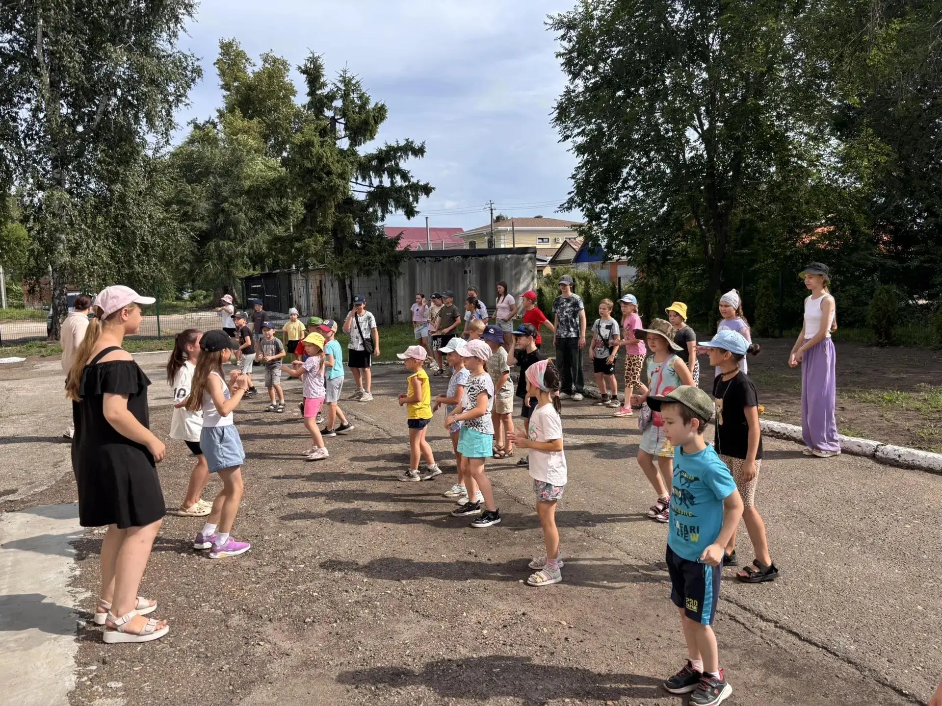 Лето в "Волшебном городе" продолжается, и сегодня у нас был настоящий взрыв энергии и талантов!  Мы 