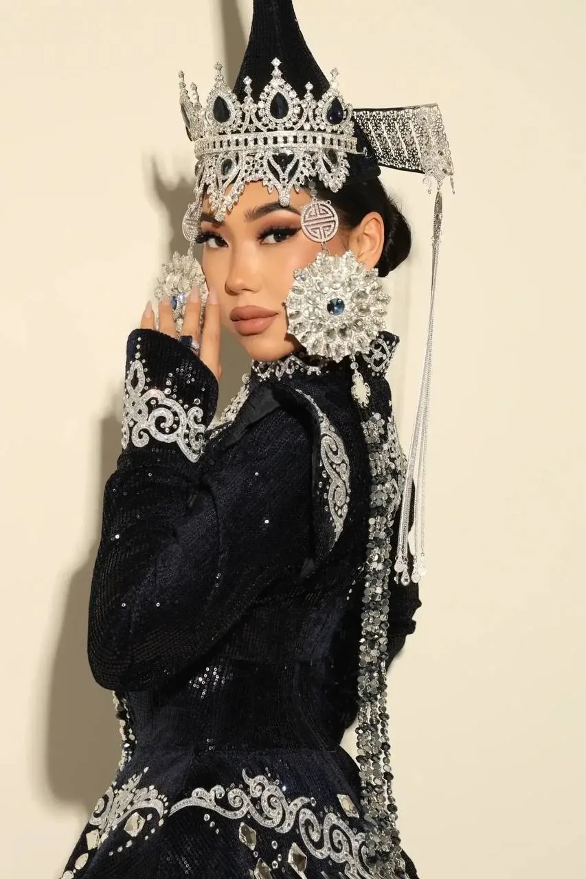 👑 Топ-модель из Бурятии представит Россию на конкурсе Miss Asia Awards в Сеуле